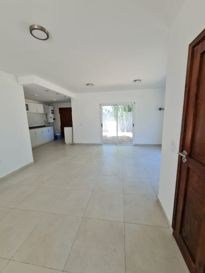 EXCELENTE CASA A ESTRENAR!!!