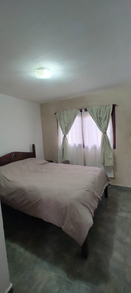Vivienda y renta en un mismo lugar: casa + monoambiente en Mar de Ajo 