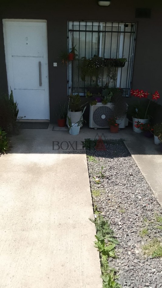 Dos ambientes con patio y bajas expensas - imperdible ubicacion