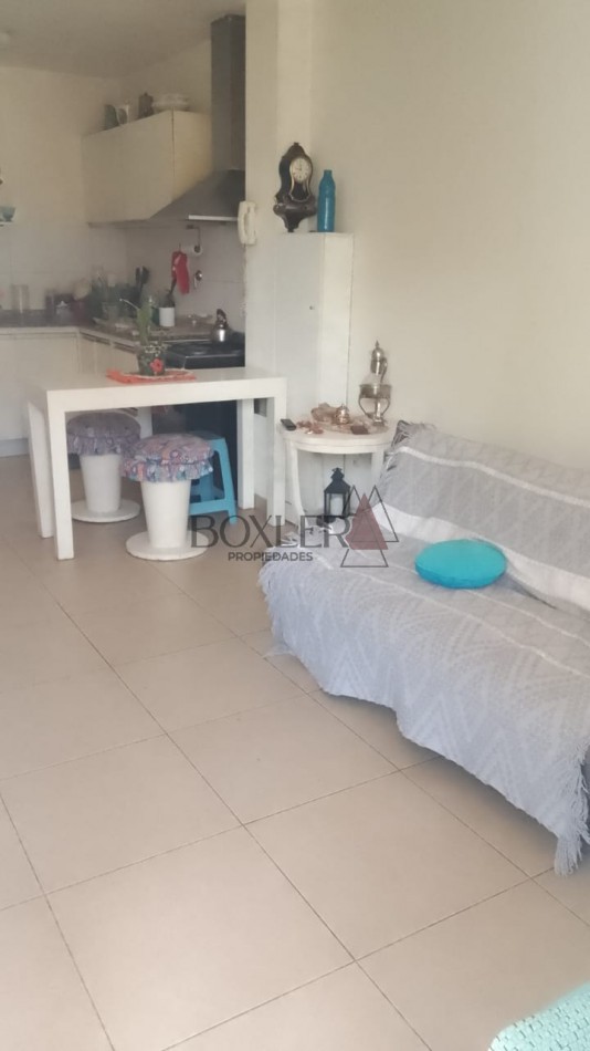 Dos ambientes con patio y bajas expensas - imperdible ubicacion