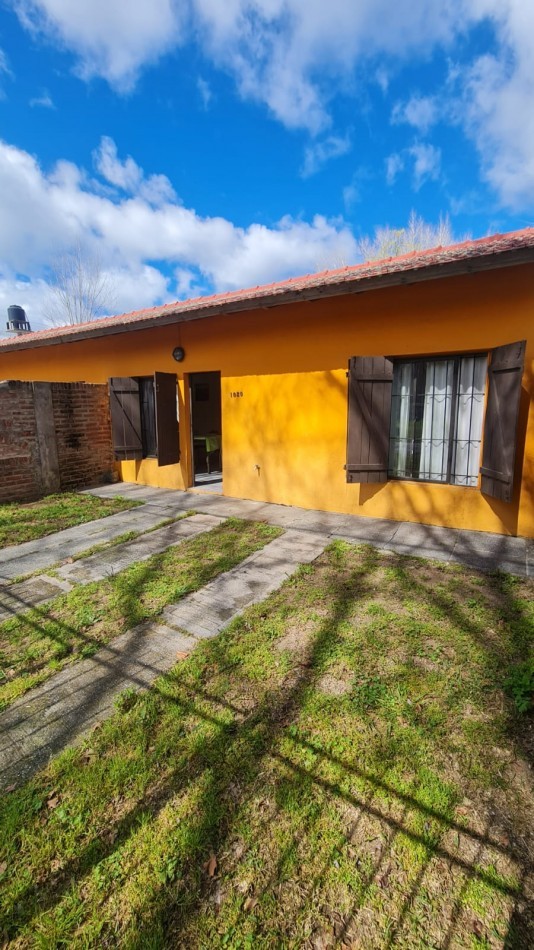 Casa de 2 ambientes en Aguas Verdes"